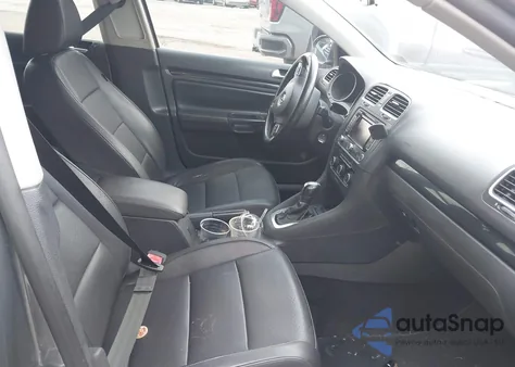 2011 Volkswagen Jetta Sportwagen 2.0L Tdi from USA, damaged, VIN 3VWPL7AJ8BM716647